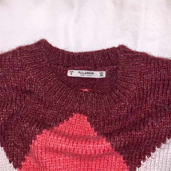Pull and bear argyle pink and burgundy sweater - Picture 3 of 3